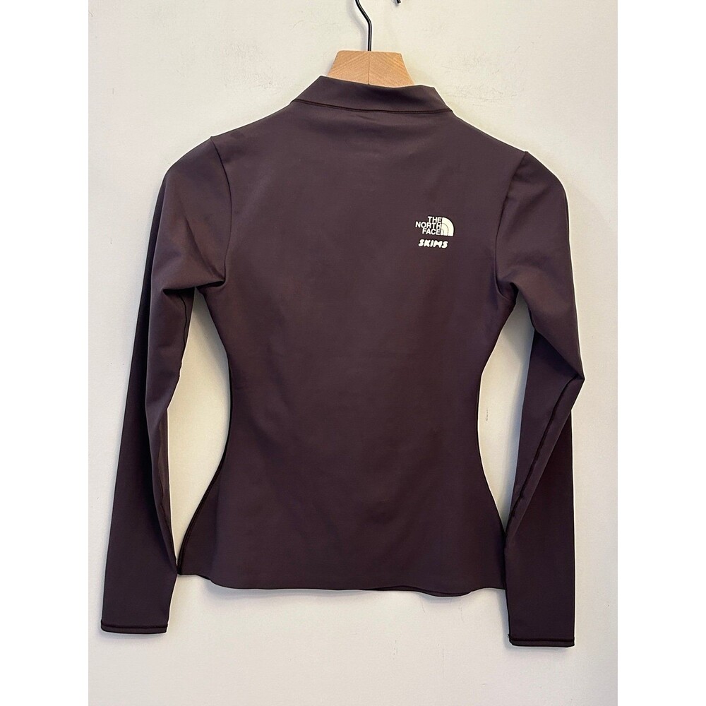 SKIMS x The North Face Refina Long Sleeve Top Phoenix Small New with tags - Picture 6 of 11